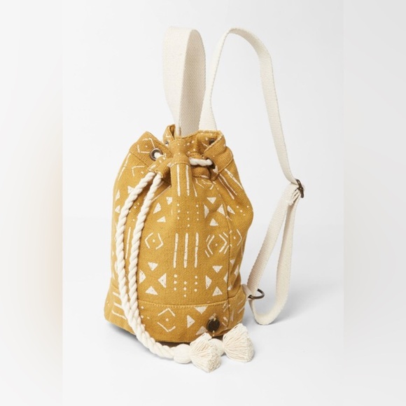 Billabong Mustard Geometric Bucket Bag - Picture 1 of 6